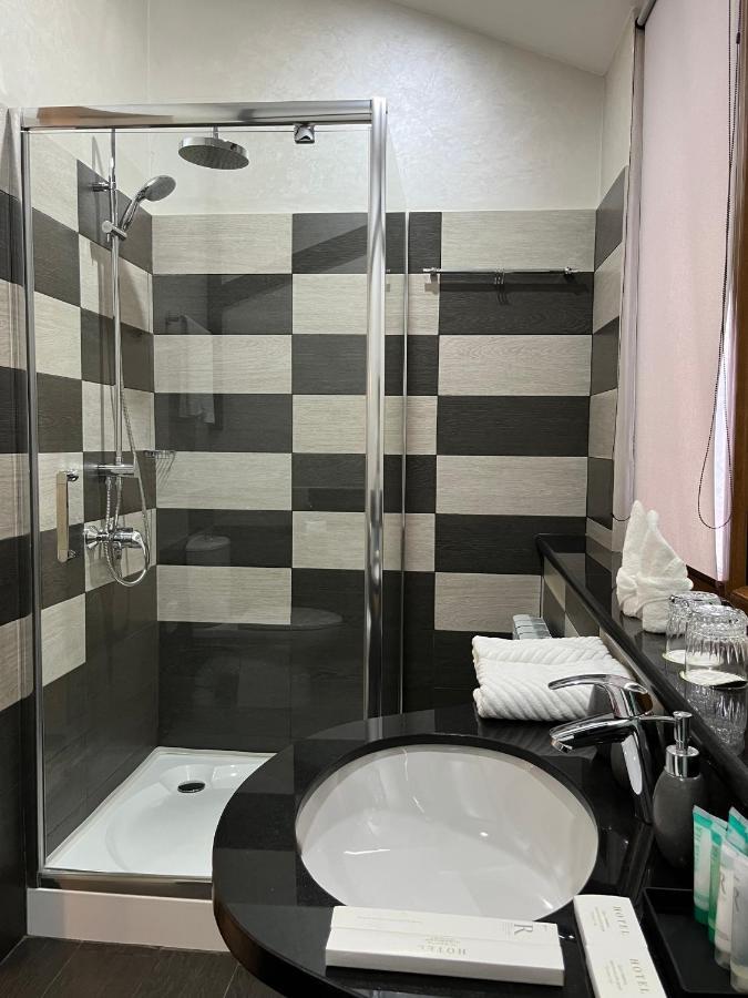 Orbita Hotel Шимкент Екстер'єр фото