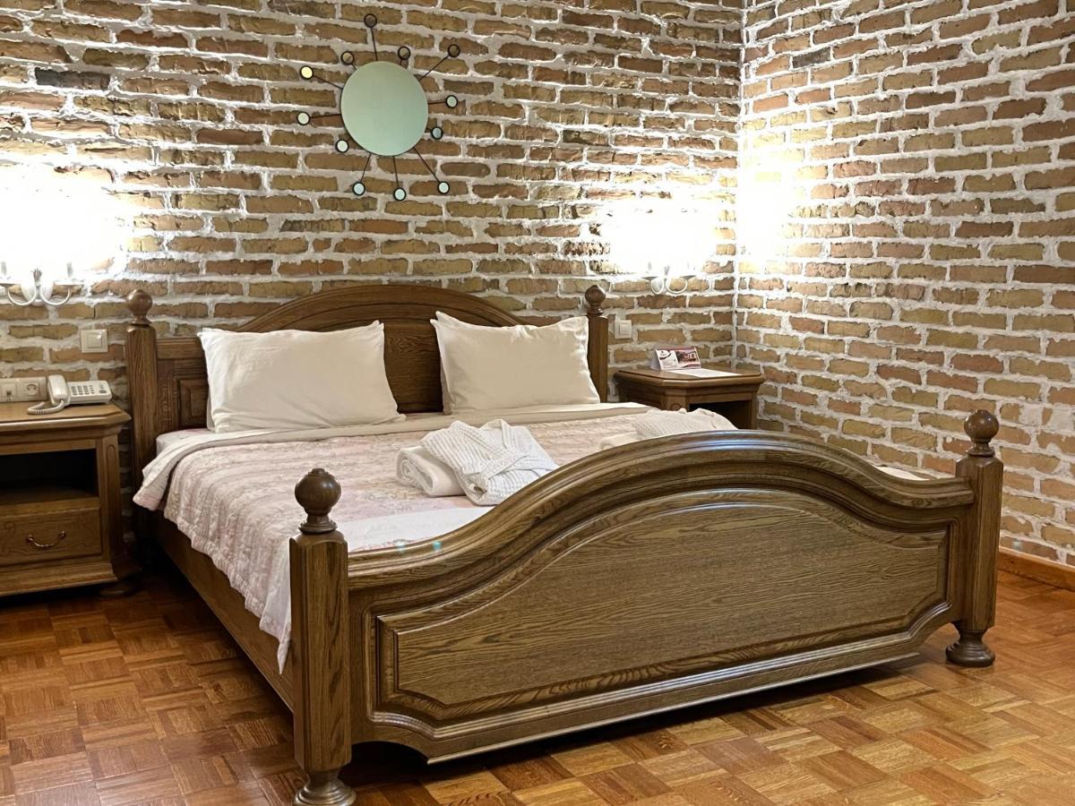 Orbita Hotel Шимкент Екстер'єр фото